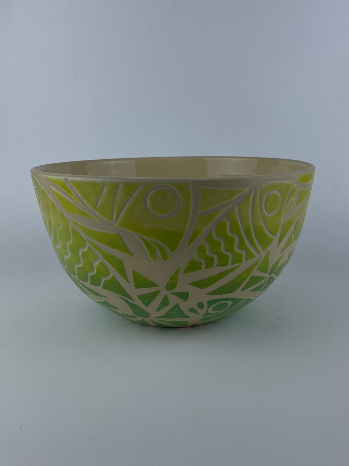 U-shaped Bowl - Image 2